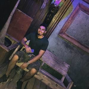 Meet your Posher, Brian